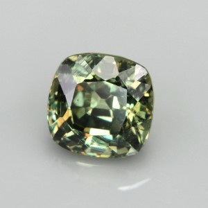 Demantoid Garnet  0.94cts - 5x4mm Demantoid Garnet  0.94cts - 5x4mm