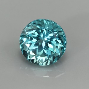 apatite  1.81cts - 7x6mm