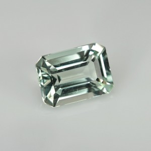 montebrasite  1.26cts - 8x5mm