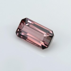 tourmaline bi-color  2.11cts - 10x5mm