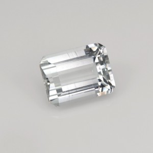 tourmaline - acrolite  1.80cts - 8x6mm