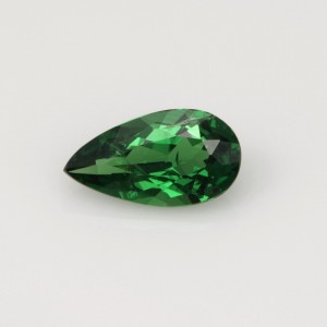 tsavorite garnet  0.42cts - 7x4mm