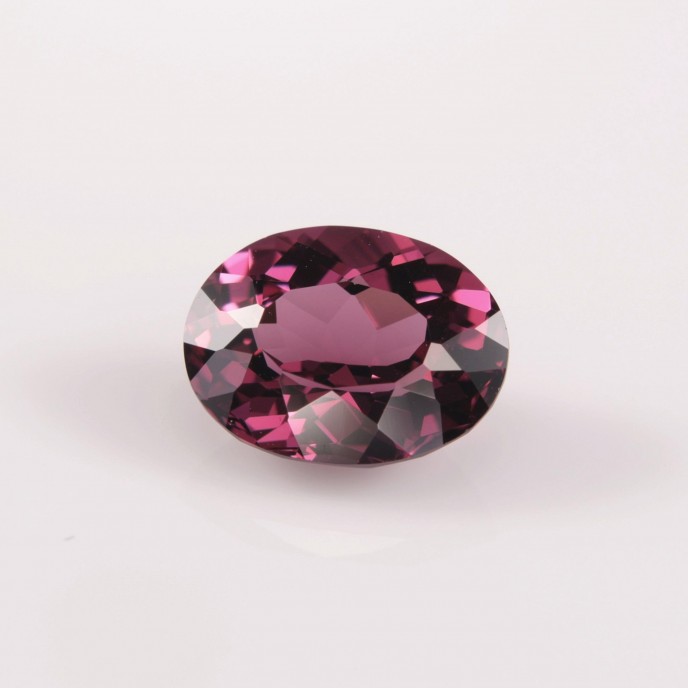 Natural Rhodolite Garnet 2.64 Carats Purplish Pink Oval 9x7 mm Loose Gemstone - Image 2