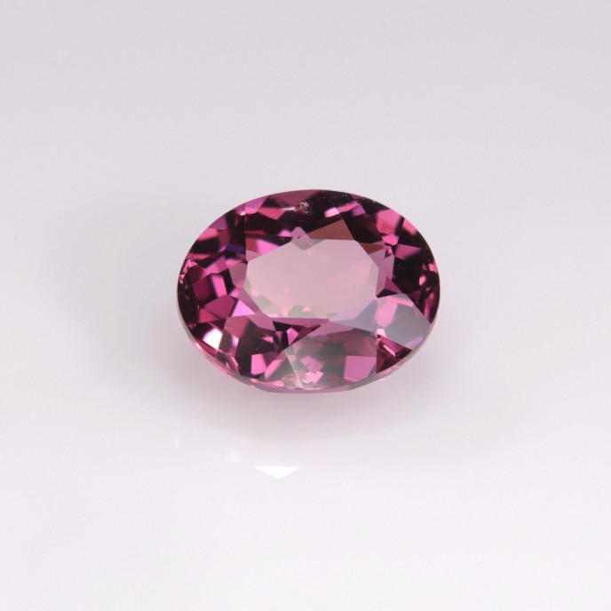 Natural Malaya Garnet 1.68 Carats Purplish Pink Oval 8x6 mm Loose Gemstone - Image 2