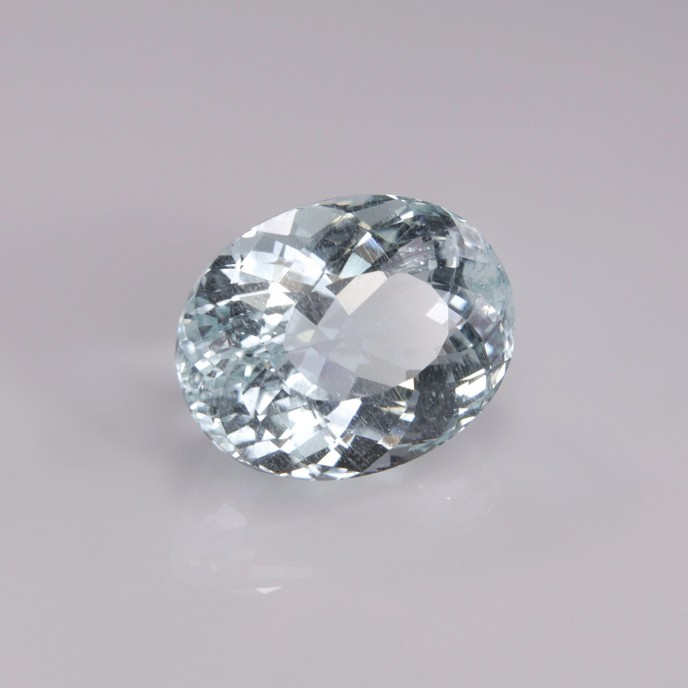 Natural Aquamarine 11.42 Carats Ice Blue Oval 16x12 mm Loose Gemstone - Image 5