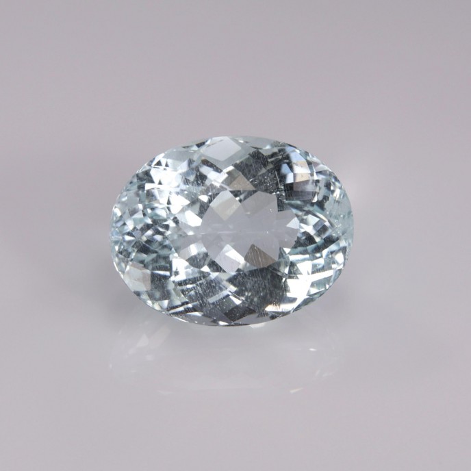 Natural Aquamarine 11.42 Carats Ice Blue Oval 16x12 mm Loose Gemstone - Image 1