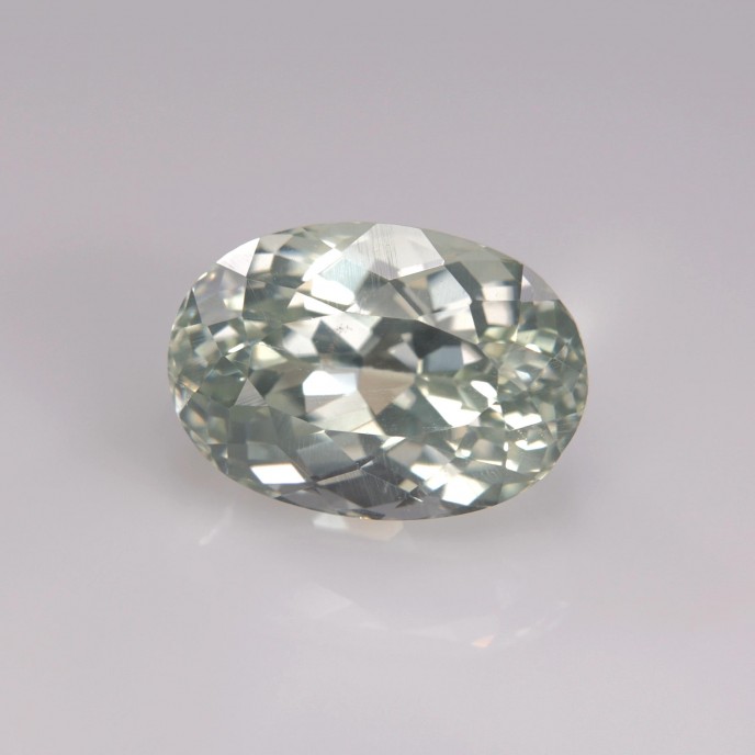 Natural Apatite 5.42 Carats Very Light Baby Green Oval 12x9 mm Loose Gemstone - Image 2