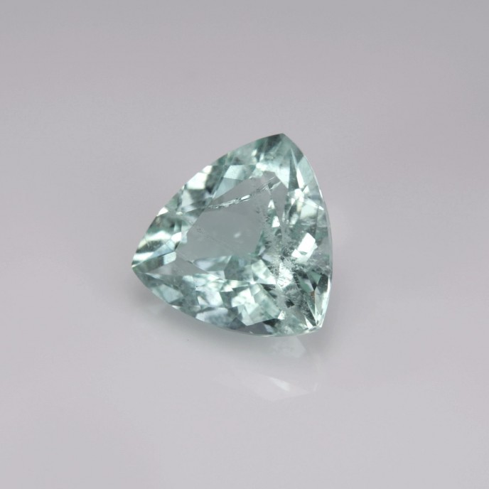 Natural Beryl 1.42 Carats Mint Green Trilliant  8x8 mm Loose Gemstone - Image 3
