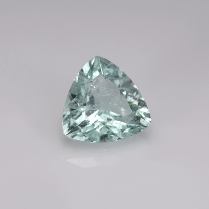 Natural Beryl 1.42 Carats Mint Green Trilliant  8x8 mm Loose Gemstone - Image 7