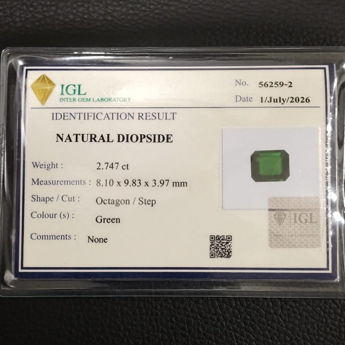 Natural Diopside Certified 2.74 Carats Intense Chrome Green Emerald 10x8 mm Loose Gemstone - Image 2