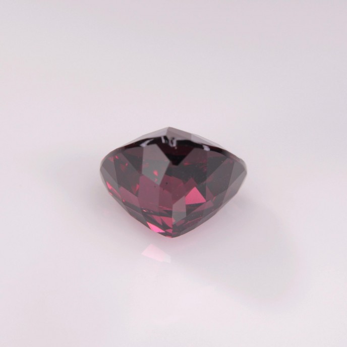 Natural Rhodolite Garnet 3.31 Carats Reddish Pink Trilliant  9x9 mm Loose Gemstone - Image 4