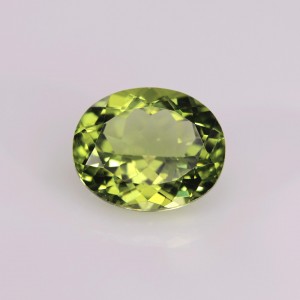 Peridot  4.34cts - 11x9mm