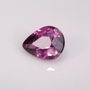 Rhodolite Garnet  1.54cts - 8x6mm