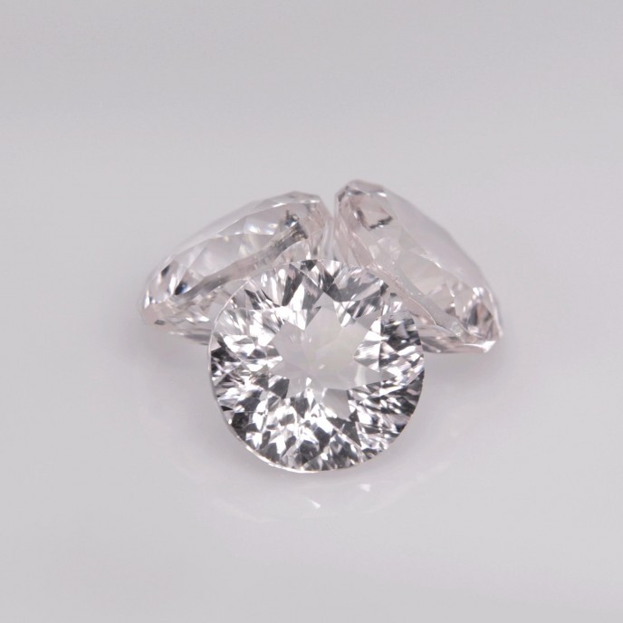 Natural Morganite 4.84 Carats Very Light Peach Pink Round Concave 8x4 mm Loose Gemstone - Image 1