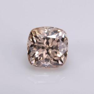 Zircon  3.58cts - 7x7mm
