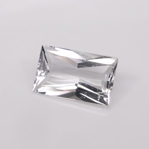 Petalite  5.04cts - 15x9mm