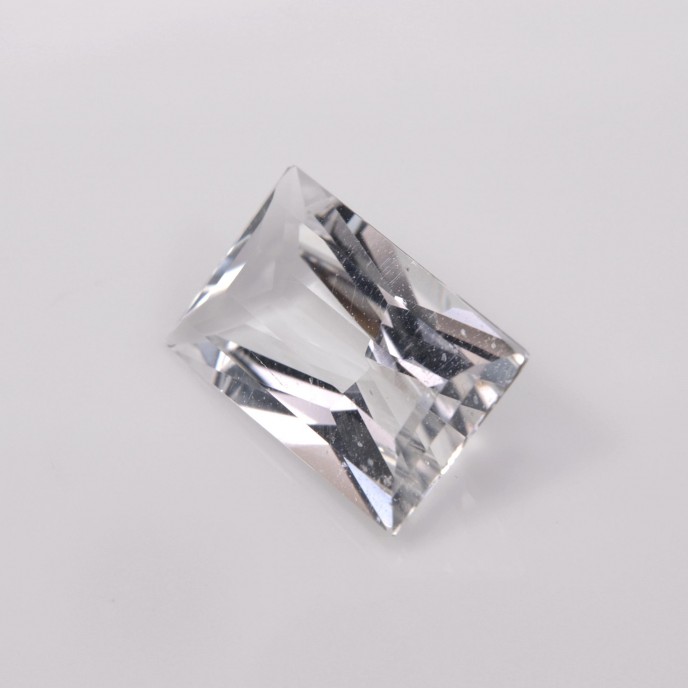 Natural Petalite 5.04 Carats White Fancy  15x9 mm Loose Gemstone - Image 3
