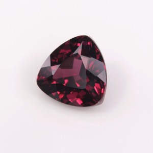Rhodolite Garnet  3.13cts - 9x9mm