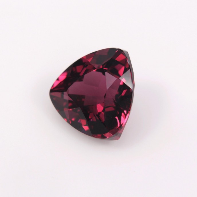 Natural Rhodolite Garnet 3.13 Carats Purplish Red Trilliant  9x9 mm Loose Gemstone - Image 3