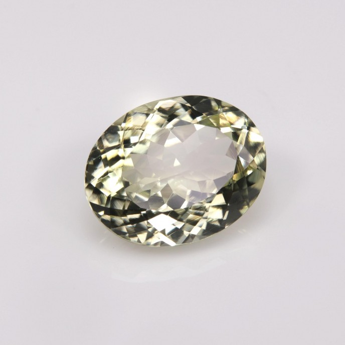 Natural Sillimanite 6.75 Carats Yellowish Green Oval 14x11 mm Loose Gemstone - Image 3