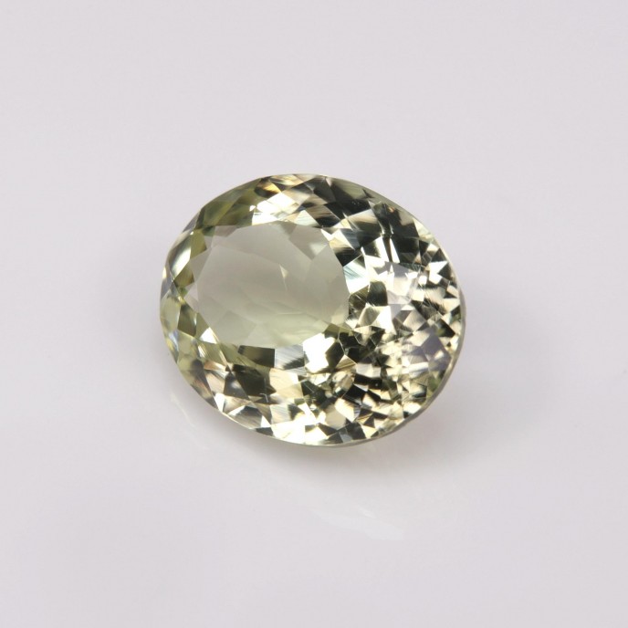 Natural Sillimanite 6.75 Carats Yellowish Green Oval 14x11 mm Loose Gemstone - Image 2