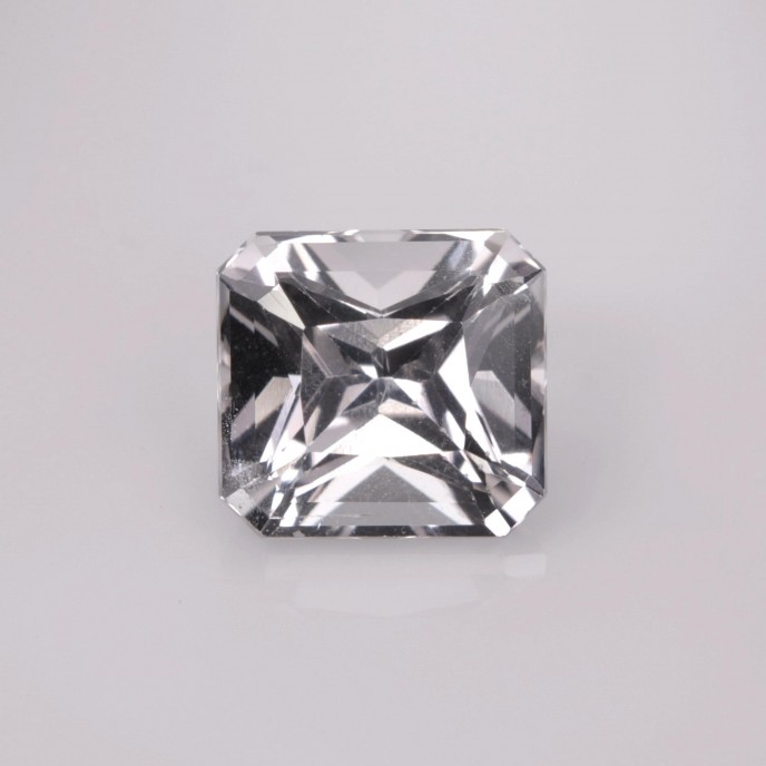 Natural Apatite 2.43 Carats Half White Emerald 8x7 mm Loose Gemstone - Image 1