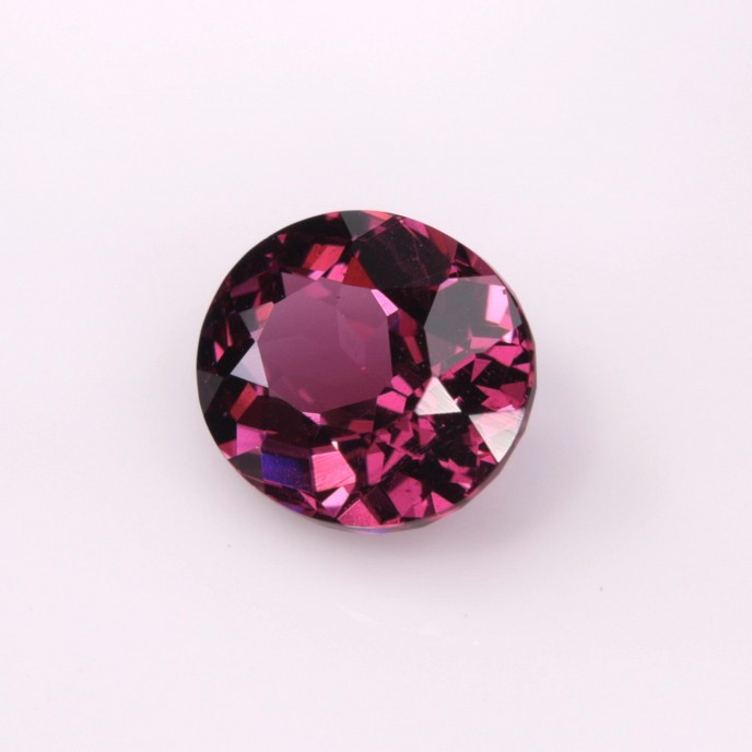 Natural Rhodolite Garnet 2.33 Carats Purplish Pink Oval 8x7 mm Loose Gemstone - Image 3