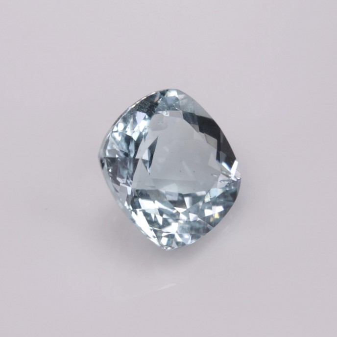 Natural Aquamarine 1.85 Carats Sky Blue Antique Cushion 8x8 mm Loose Gemstone - Image 5