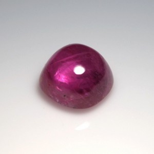 Ruby Unheat   2.67cts - 7x5mm