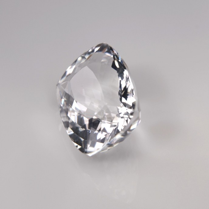 Natural Petalite 7.86 Carats White Cushion 15x11 mm Loose Gemstone - Image 3