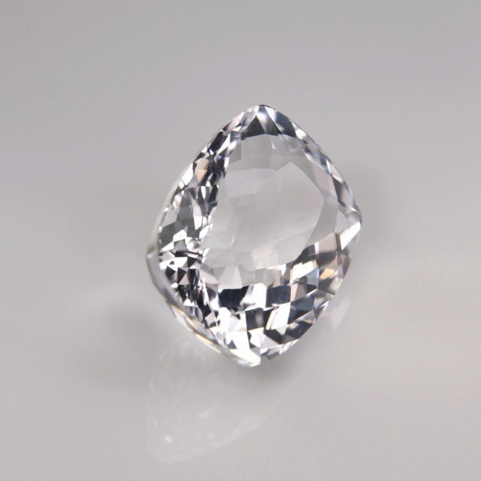 Natural Petalite 7.86 Carats White Cushion 15x11 mm Loose Gemstone - Image 5