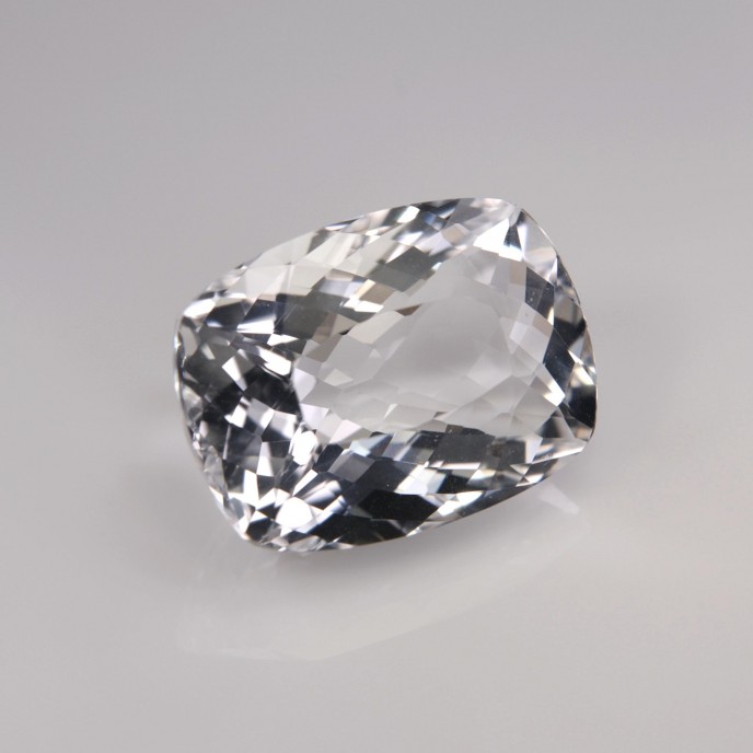 Natural Petalite 7.86 Carats White Cushion 15x11 mm Loose Gemstone - Image 6