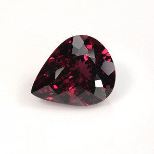 Rhodolite Garnet  8.19cts - 14x11mm