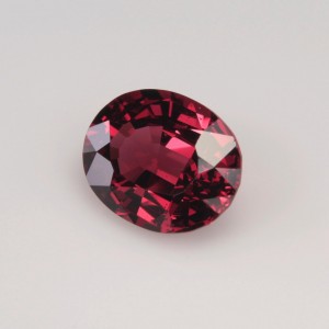 Spinel  0.99cts - 7x5mm