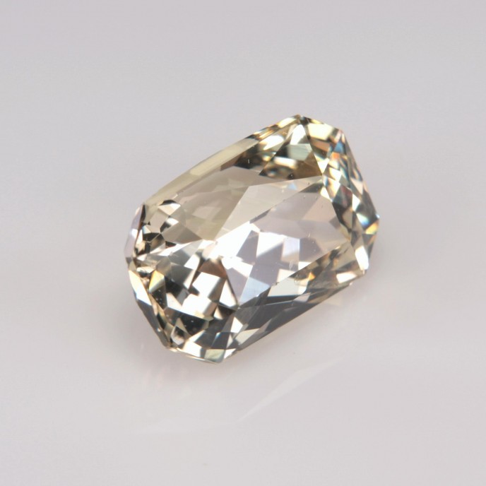 Natural Grossular Garnet 3.13 Carats Light Pastel Yellow Emerald 9x6 mm Loose Gemstone - Image 6