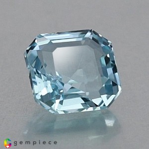 aquamarine  2.10cts - 8x8mm aquamarine  2.10cts - 8x8mm
