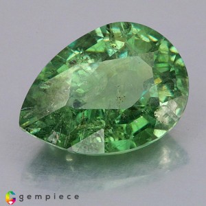 demantoid garnet  3.46cts - 11x8mm