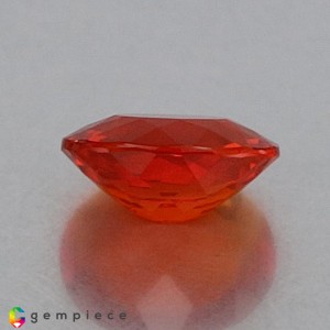fire opal  0.80cts - 8x7mm fire opal  0.80cts - 8x7mm