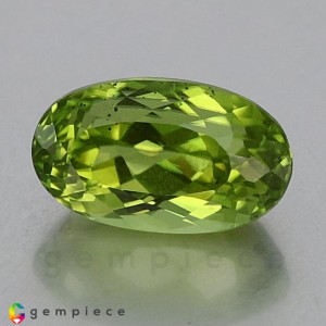 peridot  5.16cts - 12x7mm peridot  5.16cts - 12x7mm