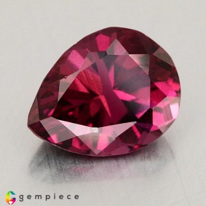 rhodolite garnet  3.45cts - 11x8mm