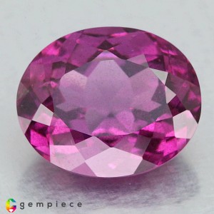 rhodolite garnet  4.71cts - 10x9mm