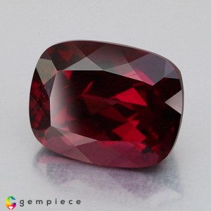 rhodolite garnet  8.31cts - 12x10mm
