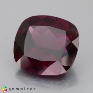 rhodolite garnet  6.99cts - 12x11mm rhodolite garnet  6.99cts - 12x11mm