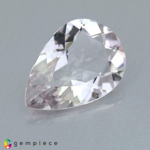 scapolite  4.80cts - 16x11mm