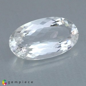 scapolite  5.29cts - 17x10mm