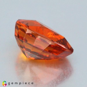 spessartite garnet  2.44cts - 9x7mm