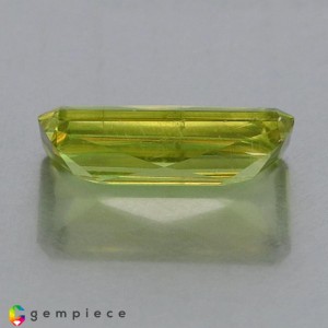 sphene  2.88cts - 13x6mm sphene  2.88cts - 13x6mm