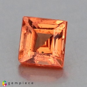 triplite  0.25cts - 3x2mm