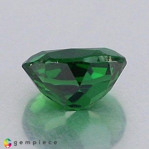 tsavorite garnet  1.59cts - 8x6mm tsavorite garnet  1.59cts - 8x6mm
